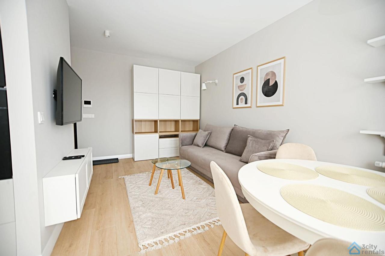 Beige 3City Apartment With Parking In Gdansk By Noclegi Renters Exteriér fotografie