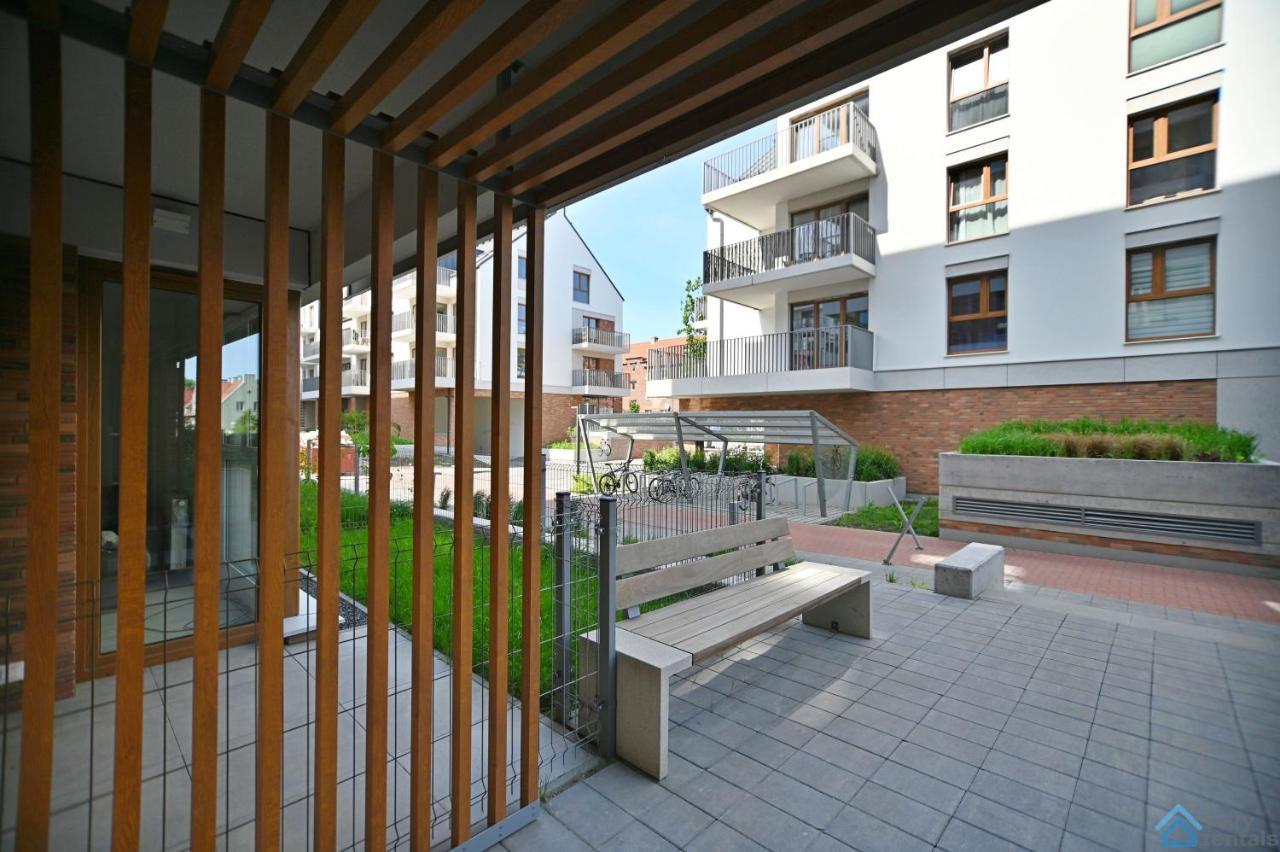 Beige 3City Apartment With Parking In Gdansk By Noclegi Renters Exteriér fotografie