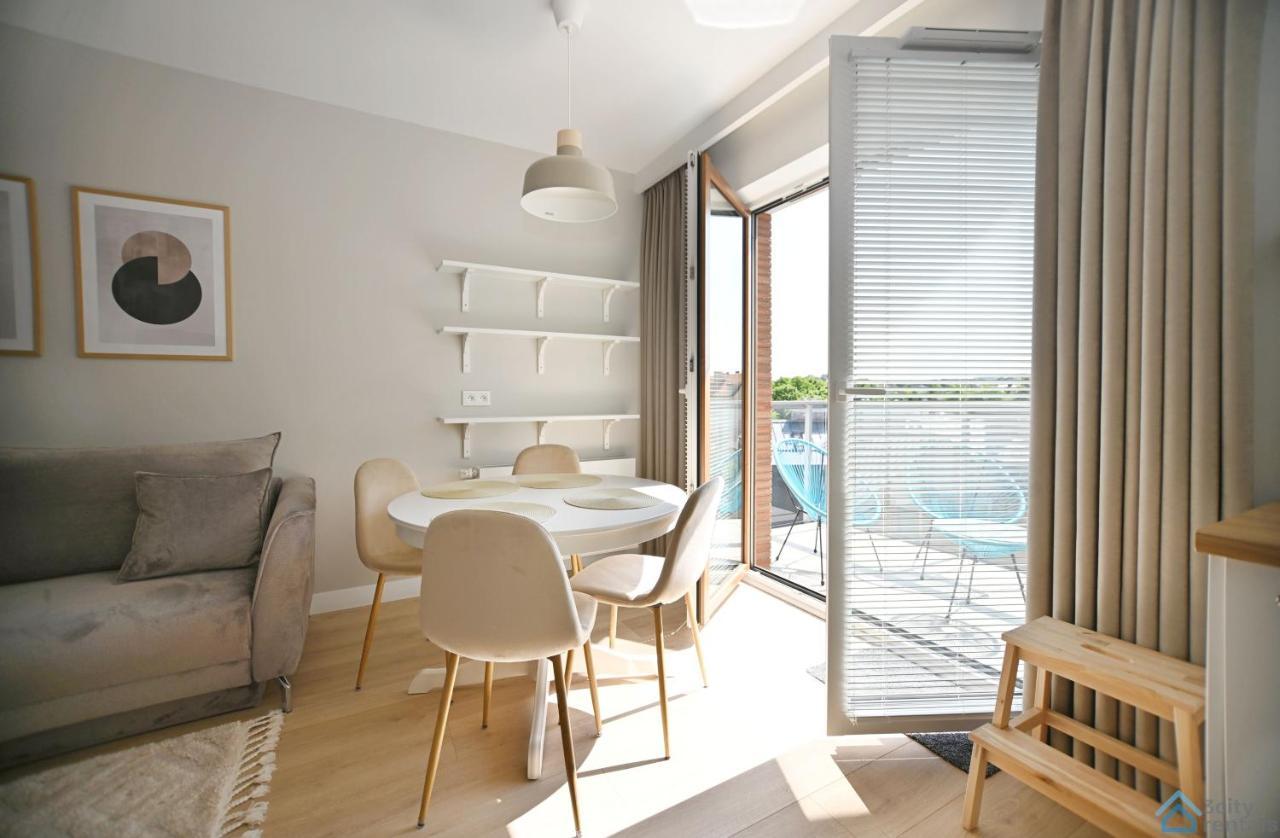 Beige 3City Apartment With Parking In Gdansk By Noclegi Renters Exteriér fotografie