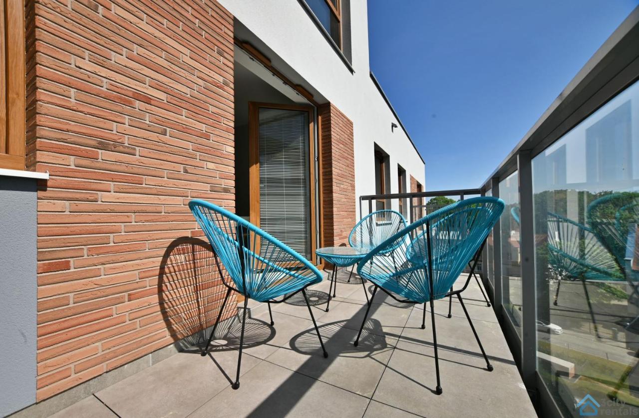 Beige 3City Apartment With Parking In Gdansk By Noclegi Renters Exteriér fotografie
