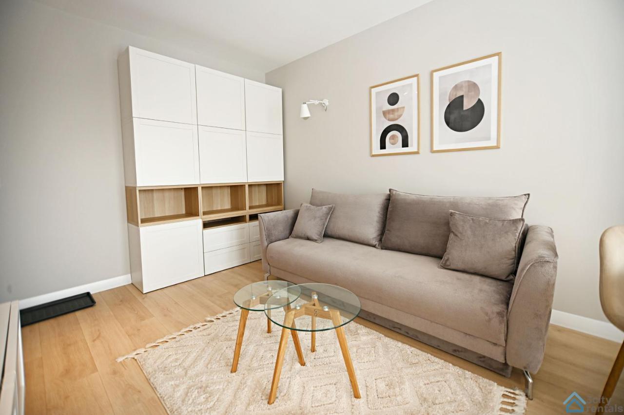 Beige 3City Apartment With Parking In Gdansk By Noclegi Renters Exteriér fotografie